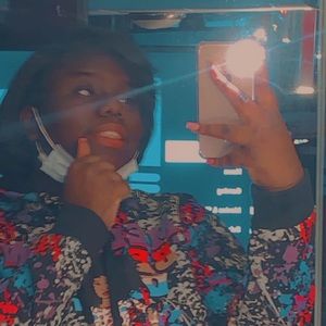 Meet your Posher, Raven